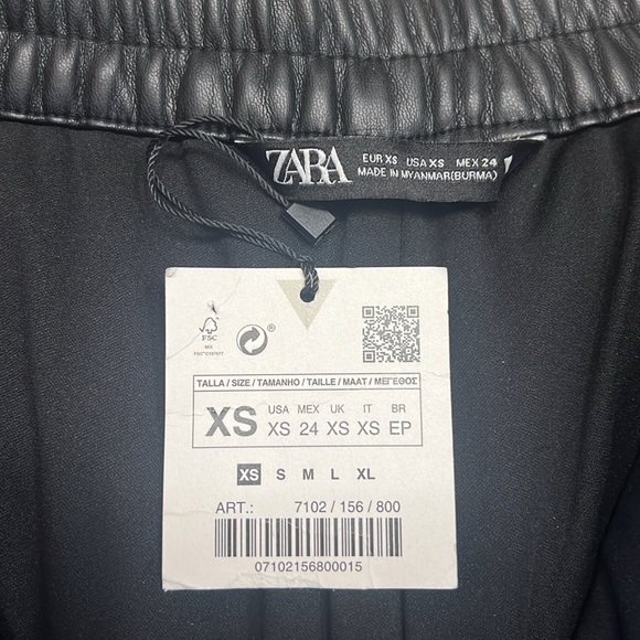 ZARA Faux Leather Quilted Shorts - Picture 10 of 11